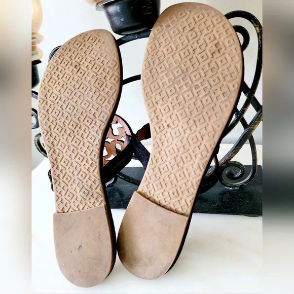 Tory Burch Miller Leather Thong Sandals Metal/Gold Logo Black/Tan US 8 - Picture 7 of 16